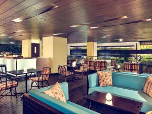 Posezení v ubytování Mercure Bali Legian