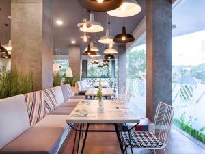 Posezení v ubytování Ibis Styles Jakarta Sunter