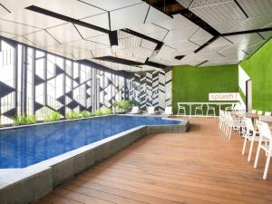Bassein majutusasutuses Ibis Styles Jakarta Sunter või selle lähedal