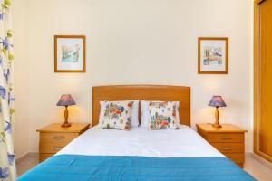 Ένα ή περισσότερα κρεβάτια σε δωμάτιο στο 405 - Faia OceanSide by Encantos do Algarve