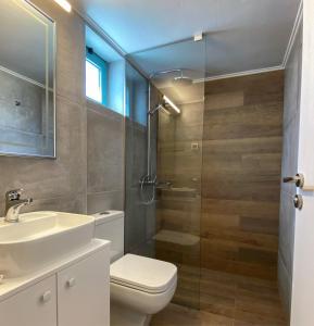 Kúpeľňa v ubytovaní Elounda Canali 2 Apts