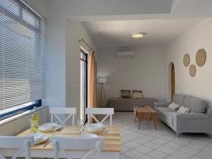 Posezení v ubytování Elounda Canali 2 Apts