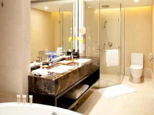 Vannituba majutusasutuses Pullman Dongguan Changan