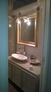A bathroom at Casa Costanza