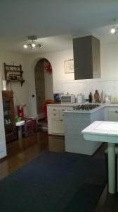 A kitchen or kitchenette at Casa Costanza