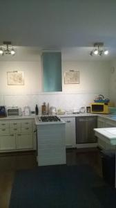 A kitchen or kitchenette at Casa Costanza