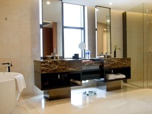 Vannituba majutusasutuses Pullman Dongguan Changan