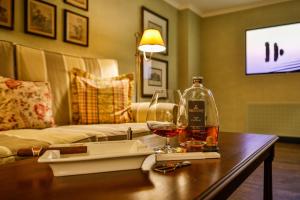 Télévision ou salle de divertissement dans l'établissement Hotel Stadt Hamburg