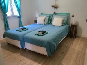 Gallery image of Bed,Kitchen and Swimming Pool Villa Esterel in Saint-Raphaël