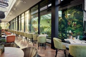 Restaurace v ubytování Van der Valk Hotel Breukelen