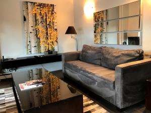 Posezení v ubytování Aspen Square Condominium Hotel