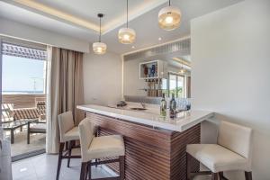 Royalton Saint Lucia, An Autograph Collection All-Inclusive Resort的休息区