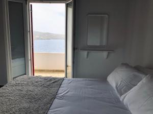 Cama ou camas em um quarto em En Plo