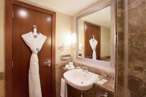 Koupelna v ubytování Al Rawda Arjaan by Rotana, Abu Dhabi