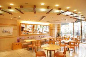 Restoran atau tempat lain untuk makan di Hotel Avalorm Kinokuni +27 gambar