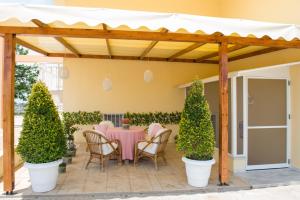 A patio or other outdoor area at Villa Elaia Mare