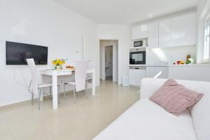 Kuchyňa alebo kuchynka v ubytovaní Apartments Verita