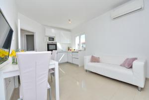 Kuchyňa alebo kuchynka v ubytovaní Apartments Verita
