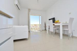 Posedenie v ubytovaní Apartments Verita
