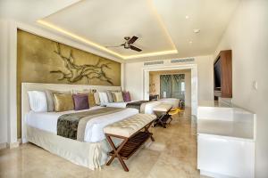 Gallery image of Royalton Riviera Cancun, An Autograph Collection All-Inclusive Resort & Casino in Puerto Morelos