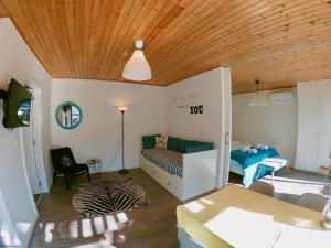 Cama ou camas em um quarto em Golden Halcyon - Ericeira Villas