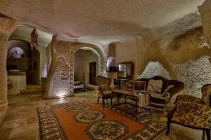 Posezení v ubytování Hidden Cave Hotel