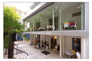 Restaurace v ubytování Hotel Azzurro