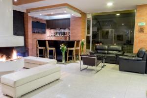 Posezení v ubytování Hotel Apartamentos Regency La Feria