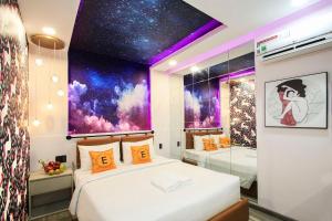 Postel nebo postele na pokoji v ubytování EROS Hotel - Love Hotel