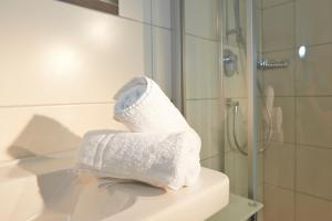 A bathroom at Alpine Active Weitgasser