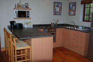 A kitchen or kitchenette at Laragh-on-Hogsback