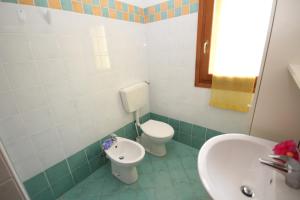 Koupelna v ubytování Residence Sole e Mare appartamenti