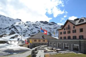 Albergo San Gottardo during the winter