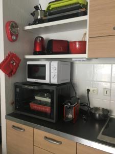 Dapur atau dapur kecil di Studio 102 Les Sandia +5 gambar