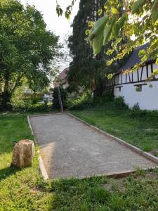 Zahrada ubytování Gîte indépendant - Bretzel et Bergamote