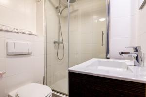 Koupelna v ubytování Hotel Almenum - het sfeervolle stadslogement -