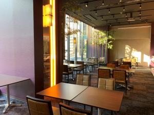 Restoran ili neka druga zalogajnica u objektu Tokyu Stay Ginza