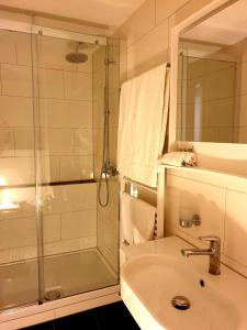 Koupelna v ubytování Hotel Römerbad