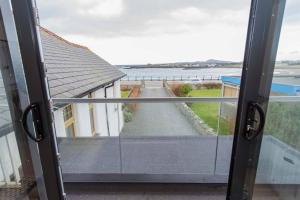 Billede fra billedgalleriet på TULLOCHSIDE-4 BED-SEA FRONT -RAVENSPOINT ROAD i Trearddur