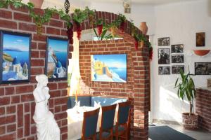 Fotografie z fotogalerie ubytování Hotel Mykonos v destinaci Eschweiler