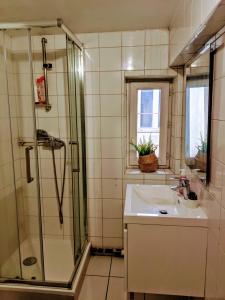 Ένα μπάνιο στο Studio équipé Hyper centre de Valence