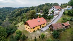 Letecký snímek ubytování Hiža Golubić