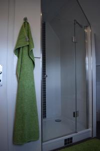 Bilik mandi di Ferienwohnung Knaack +23 gambar