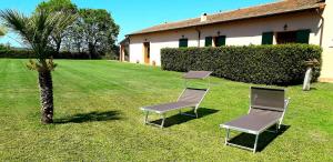 Een tuin van Agriturismo Ristorante Monte Argentario