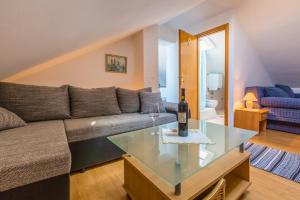 Posedenie v ubytovaní Apartmani Tena