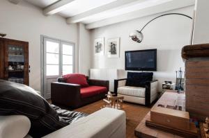 A television and/or entertainment centre at Casa Costanza