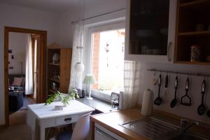 Küche/Küchenzeile in der Unterkunft Stadtflucht Lüneburg: Ferienwohnungen Innenstadt