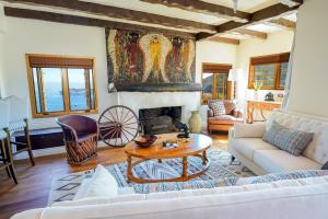 Гостиная зона в Zane Grey Pueblo Hotel