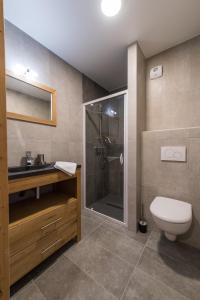 Kúpeľňa v ubytovaní ODYSSEE B101 - Appartement traversant sur les pistes