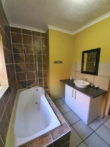 Gallery image of Silverstone Guesthouse in Johannesburg